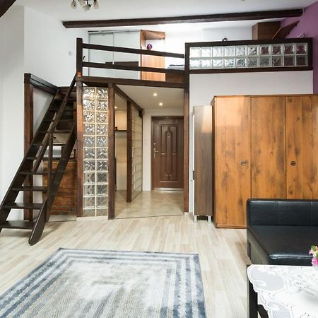 Ferienwohnung Gorgeous Loft In Perfect Location! Krakau Exterior foto